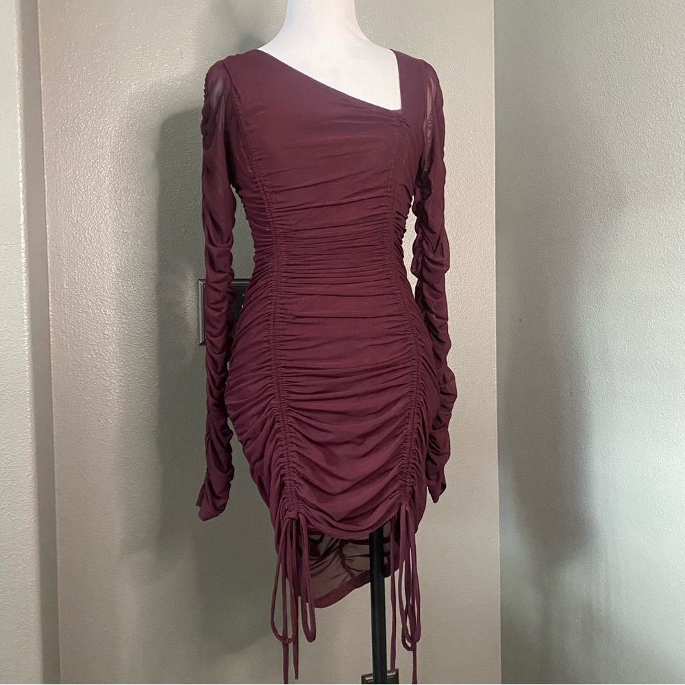 NWOT privy Deep Burgundy Scrunch Bodycon Dress